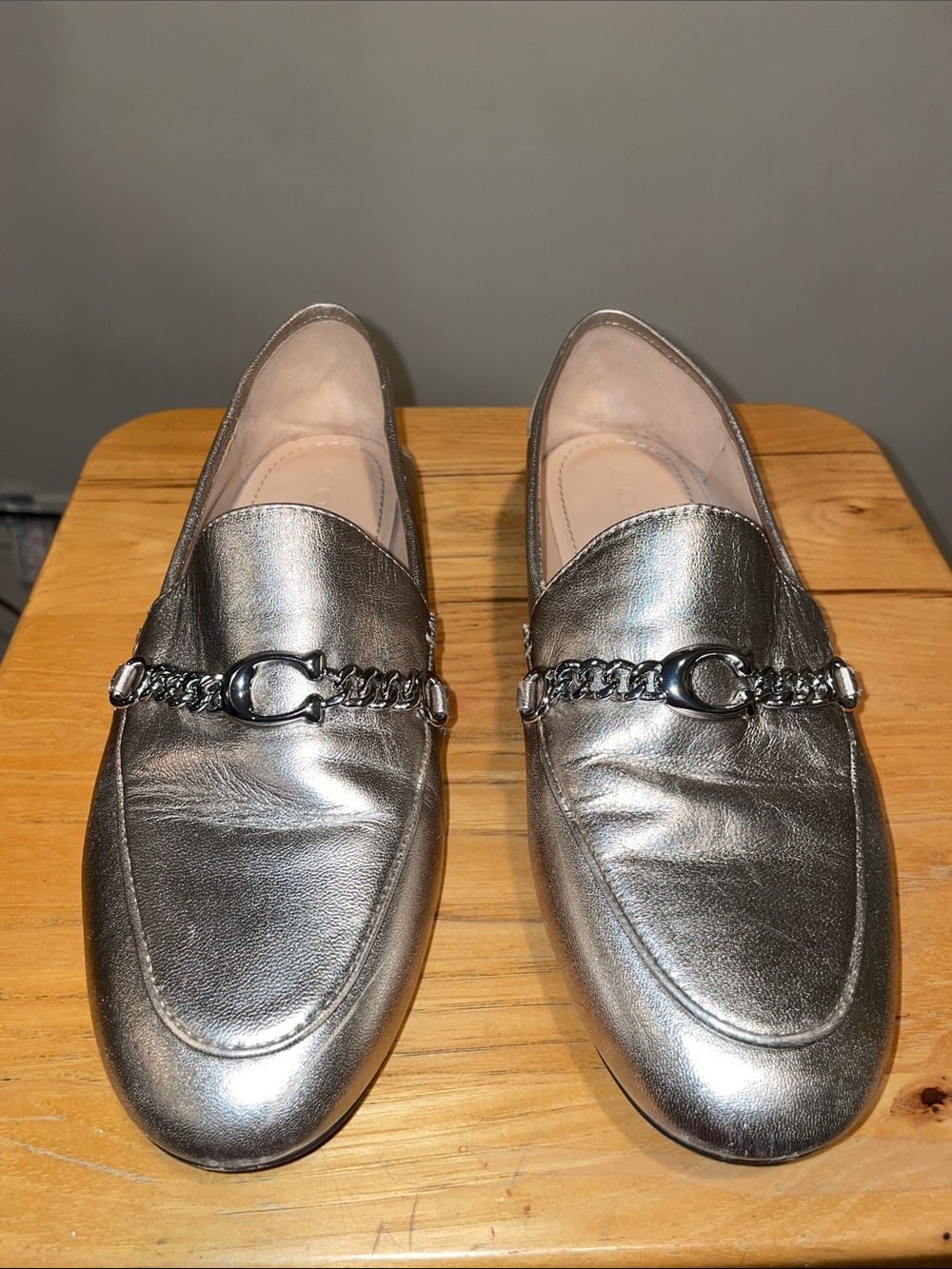 Coach Metallic Gold Leather Loafers with Chain Accent Size 8